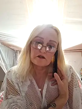 Jenny Blum online show from 15, 10, 2025