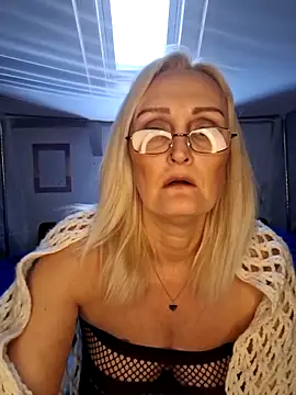 Snapshot of Jenny_Blum chatting on 5, 12, 2025 Jenny Blum online show from 5, 12, 2025