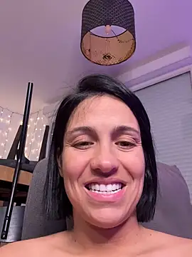 LaPetiteKim online show from 4, 12, 2025