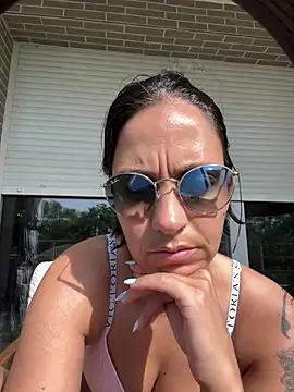 LaPetiteKim online show from 29, 5, 2026