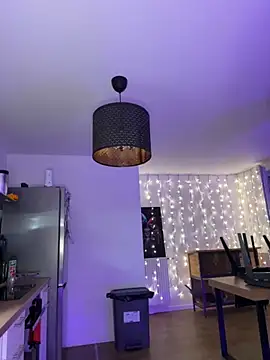 LaPetiteKim online show from 11, 11, 2025