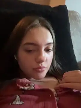 Victoria6989 online show from 5, 3, 2026