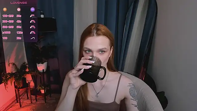 Snapshot of PollyMayer chatting on 21, 5, 2026 PollyMayer online show from 21, 5, 2026