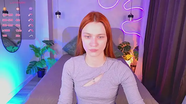 Snapshot of PollyMayer chatting on 4, 6, 2026 PollyMayer online show from 4, 6, 2026