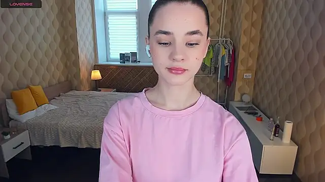 JinnyMcie online show from 1, 11, 2025