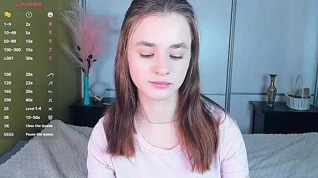 JinnyMcie online show from 19, 3, 2026