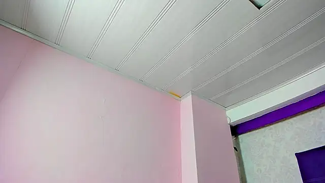 LeaMoreau22 online show from 2, 11, 2025