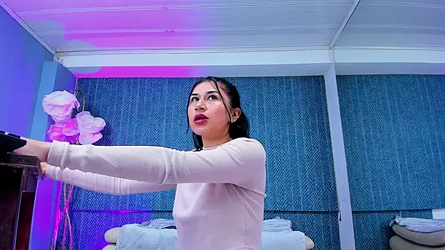 LeaMoreau22 online show from 16, 1, 2026