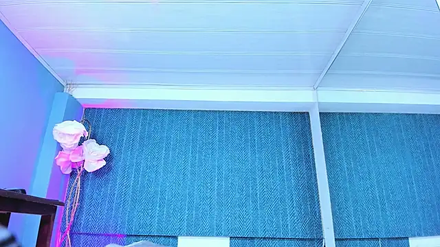 LeaMoreau22 online show from 14, 1, 2026