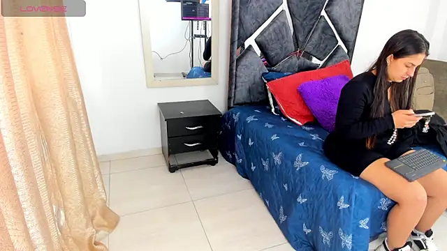 mia fox4 online show from 27, 11, 2025