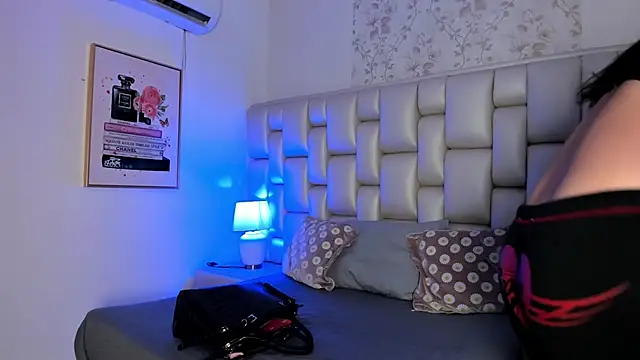 Peyton louise online show from 30, 11, 2025