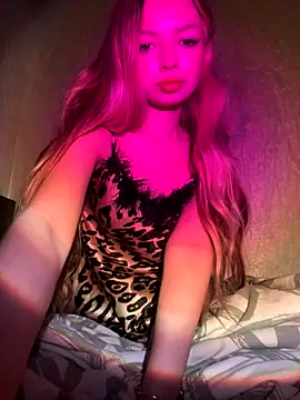  Siennaaa  online show from 1, 11, 2025