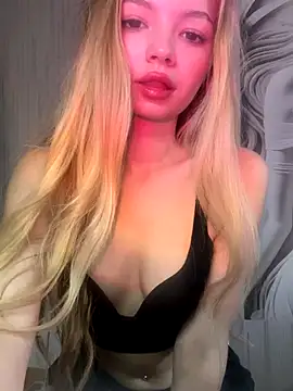  Siennaaa  online show from 4, 11, 2025