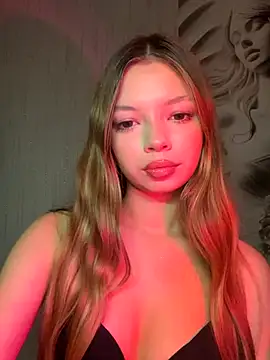  Siennaaa  online show from 6, 10, 2025