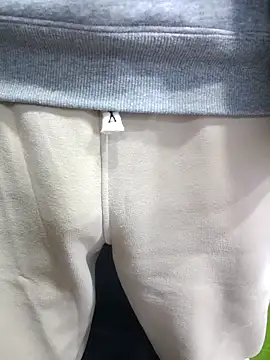 chougegg0214 online show from 17, 11, 2025