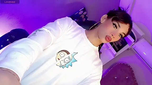 Daphnne XXX online show from 5, 10, 2025