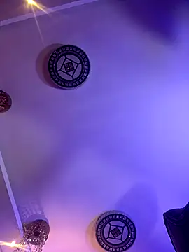 Daphnne XXX online show from 19, 12, 2025