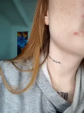 Bennuluspeach  online show from 29, 11, 2025