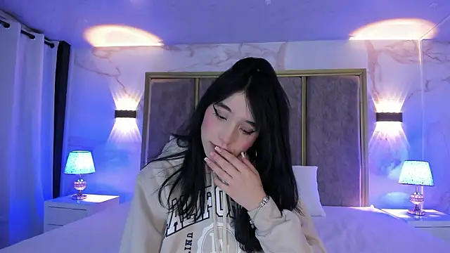 MeganR  online show from 9, 3, 2026