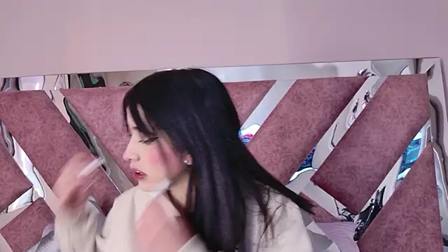 MeganR  online show from 25, 3, 2026