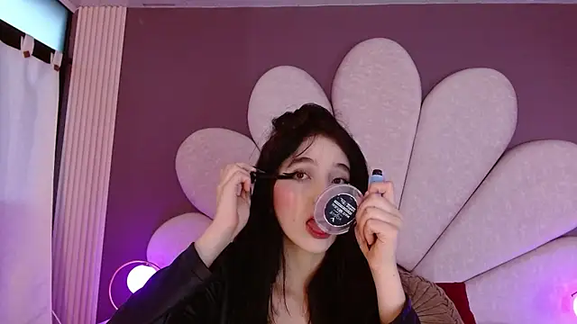 MeganR  online show from 4, 5, 2026