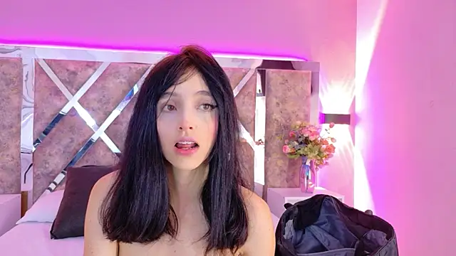 MeganR  online show from 30, 5, 2026