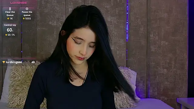 MeganR  online show from 2, 12, 2025