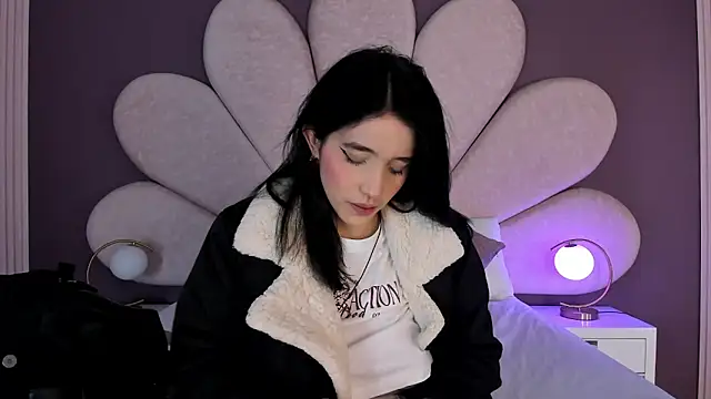 MeganR  online show from 9, 1, 2026