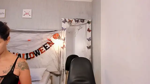 is a bell online show from 17, 10, 2025