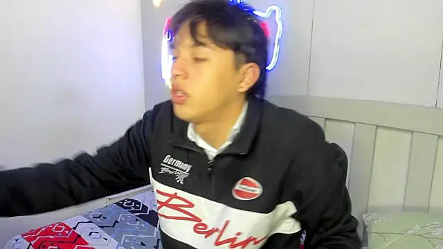 StiwenTwink online show from 31, 10, 2025