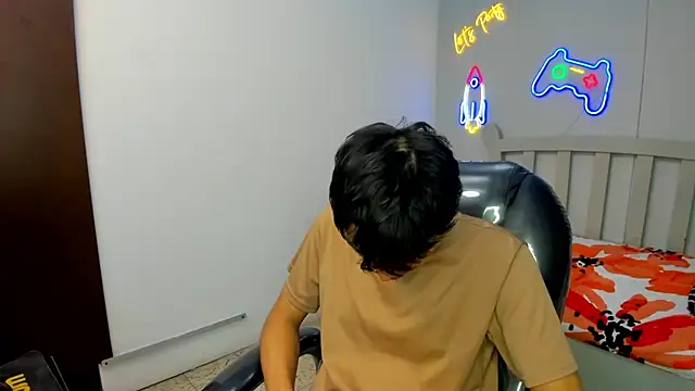 StiwenTwink online show from 15, 10, 2025