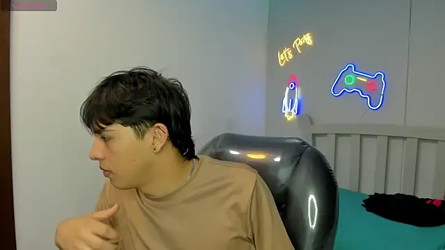 StiwenTwink online show from 5, 11, 2025