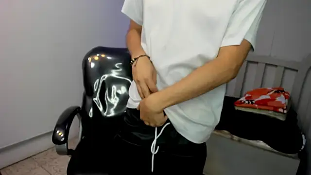 StiwenTwink online show from 28, 11, 2025