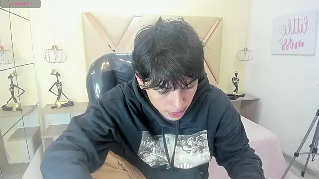 StiwenTwink online show from 4, 10, 2025