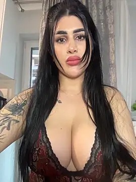 Niinarosee online show from 12, 6, 2026