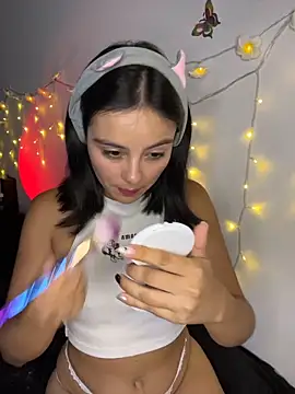 SaraMistick online show from 14, 4, 2026