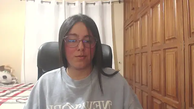 Venus cat  online show from 9, 7, 2026