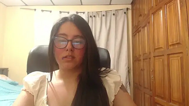 Venus cat  online show from 15, 6, 2026
