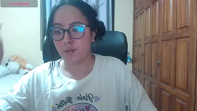 Venus cat  online show from 8, 1, 2026