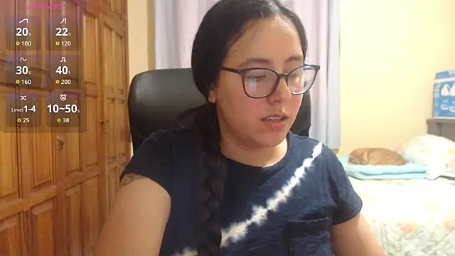 Venus cat  online show from 4, 12, 2025