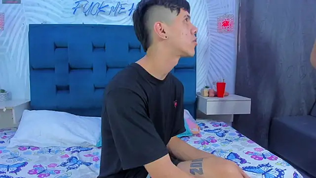 Youngs Wild online show from 15, 11, 2025