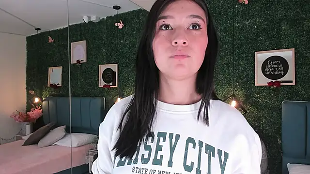 Rubyvixxen  online show from 30, 10, 2025