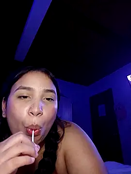 sofii 222 online show from 9, 11, 2025