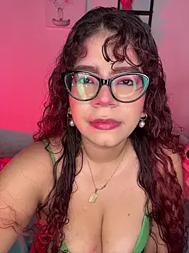 Solaangel  online show from 4, 10, 2025