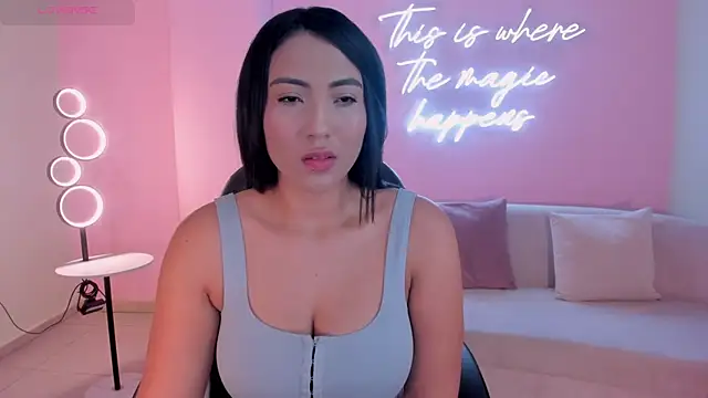 Snapshot of NatalieLewis chatting on 28, 2, 2026 NatalieLewis online show from 28, 2, 2026