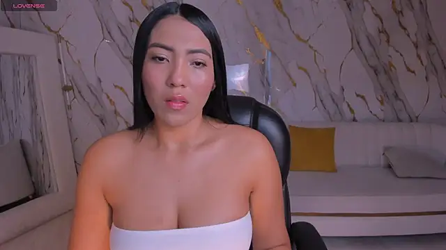 NatalieLewis online show from 24, 6, 2026