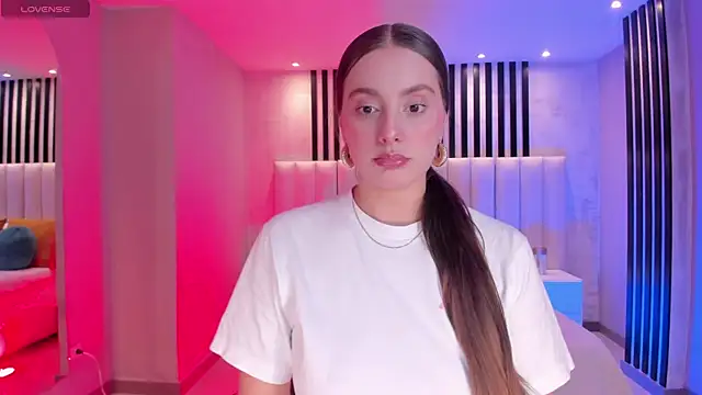 ZoeyWalker  online show from 7, 11, 2025