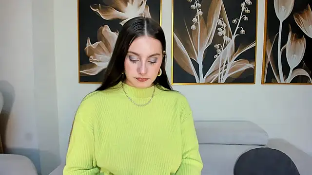 ZoeyWalker  online show from 21, 10, 2025