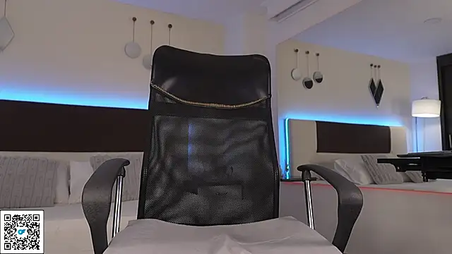 DanteeStone online show from 4, 2, 2026