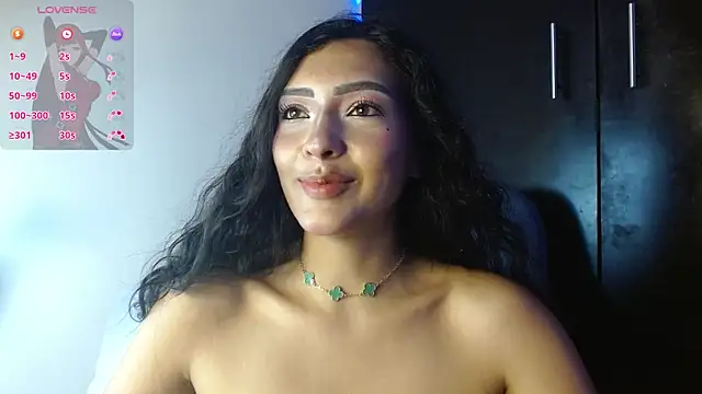 JuliethaFox online show from 7, 10, 2025